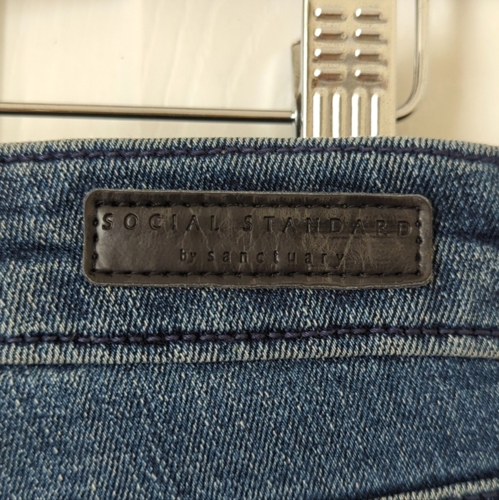 Social Standard by Sanctuary Dark Wash High Rise Cropped Straight Leg Jeans 6 - Picture 14 of 16